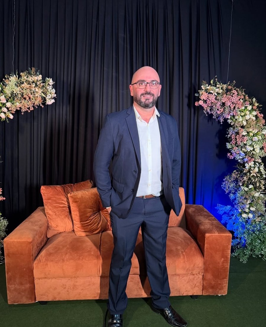 Prof. Erasmo Souza